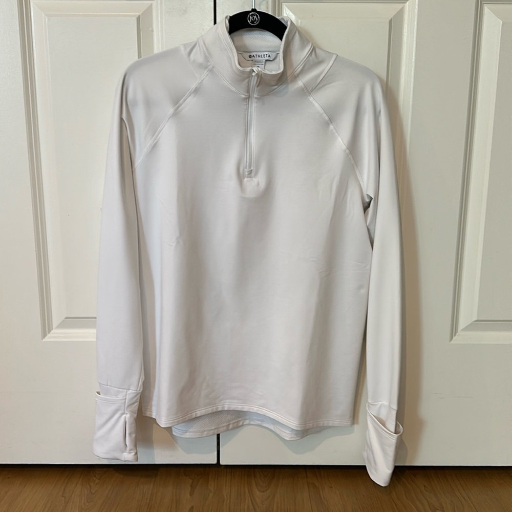 Athleta workout/runners top